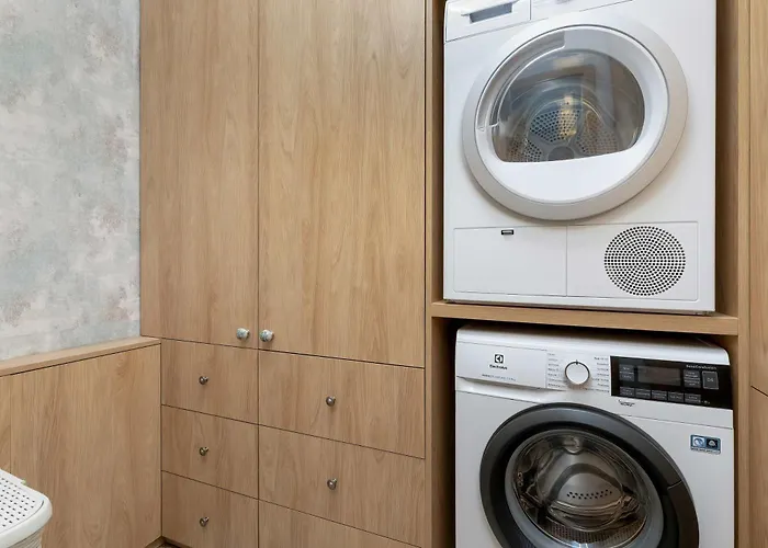 Luxury With Three Bedrooms Air Conditioning And Parking By Renters * Gdańsk