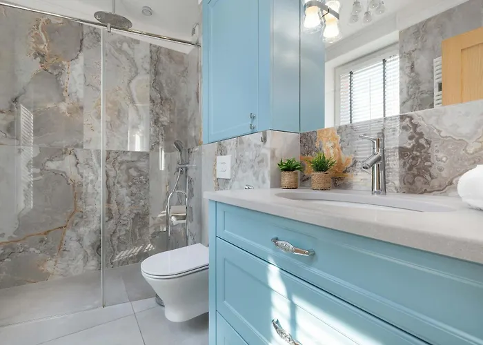 Luxury With Three Bedrooms Air Conditioning And Parking By Renters Апартаменты Гданьск