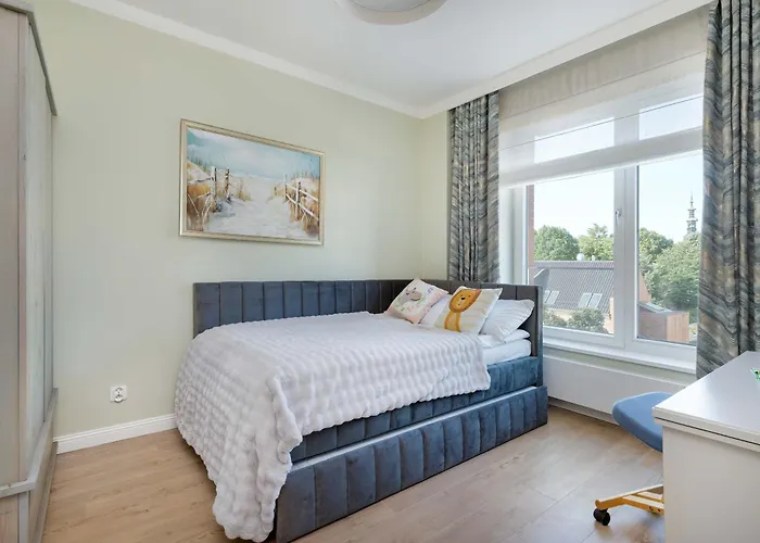 Апартаменты Luxury With Three Bedrooms Air Conditioning And Parking By Renters