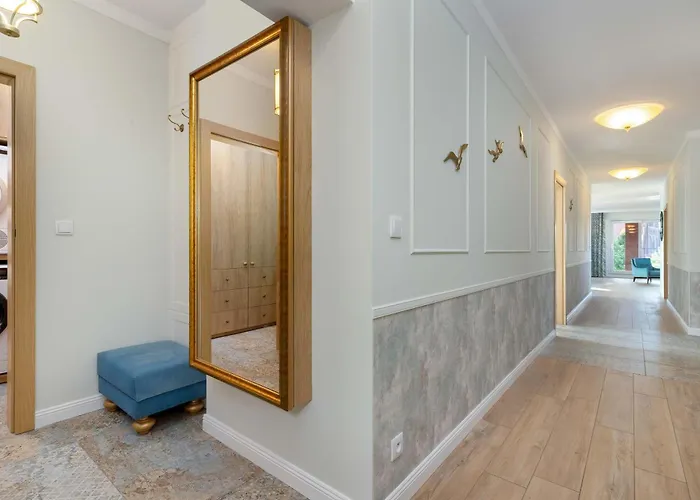 公寓 Luxury With Three Bedrooms Air Conditioning And Parking By Renters